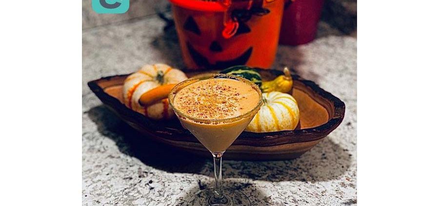 Pumpkin Pie Martini -Fall Cocktail Recipe